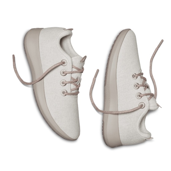 All Birds Wool Women's Runner Mizzles - Ginseng (Beige Sole) - Picture 4 of 9